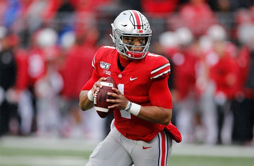 Justin Fields Signed Ohio State Buckeyes Logo Football (Beckett) Quarterback
