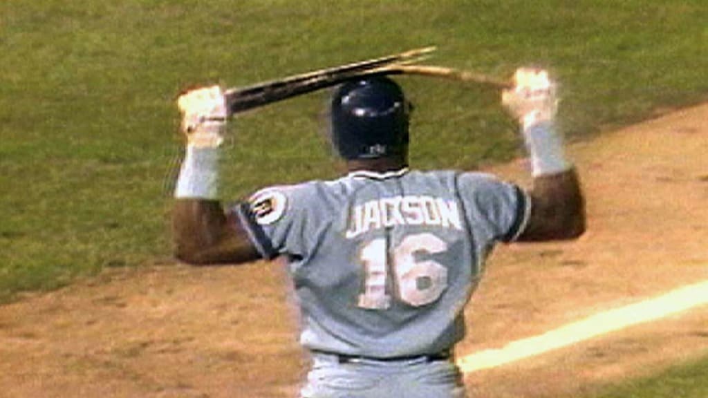 Bo Jackson Signed Kansas City Royals Hall of Fame 2024 Jersey (Beckett) O.F / DH