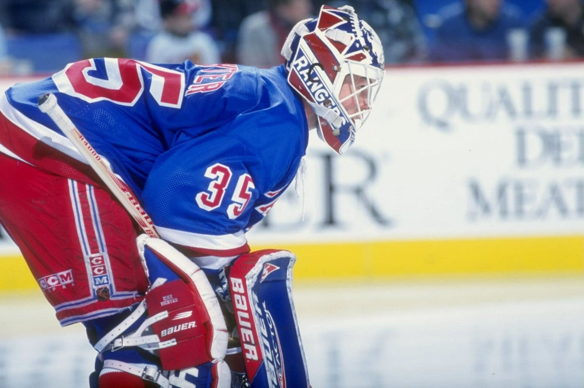 Mike Richter Signed N.Y. Rangers Jersey (Beckett) 1994 Stanley Cup Champ/ Goalie