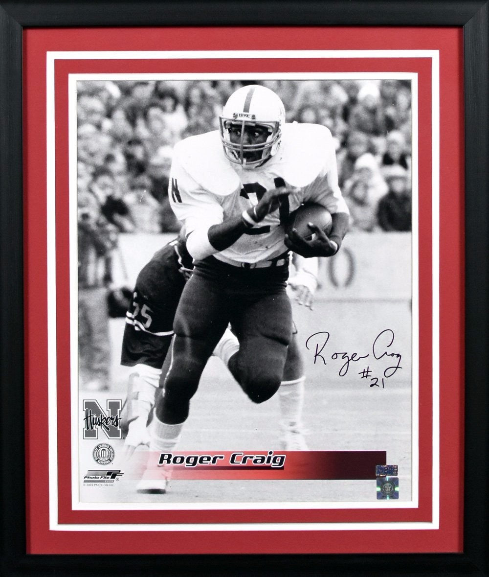 ROGER CRAIG AUTOGRAPHED NEBRASKA CORNHUSKERS 16x20 FRAMED PHOTO COA