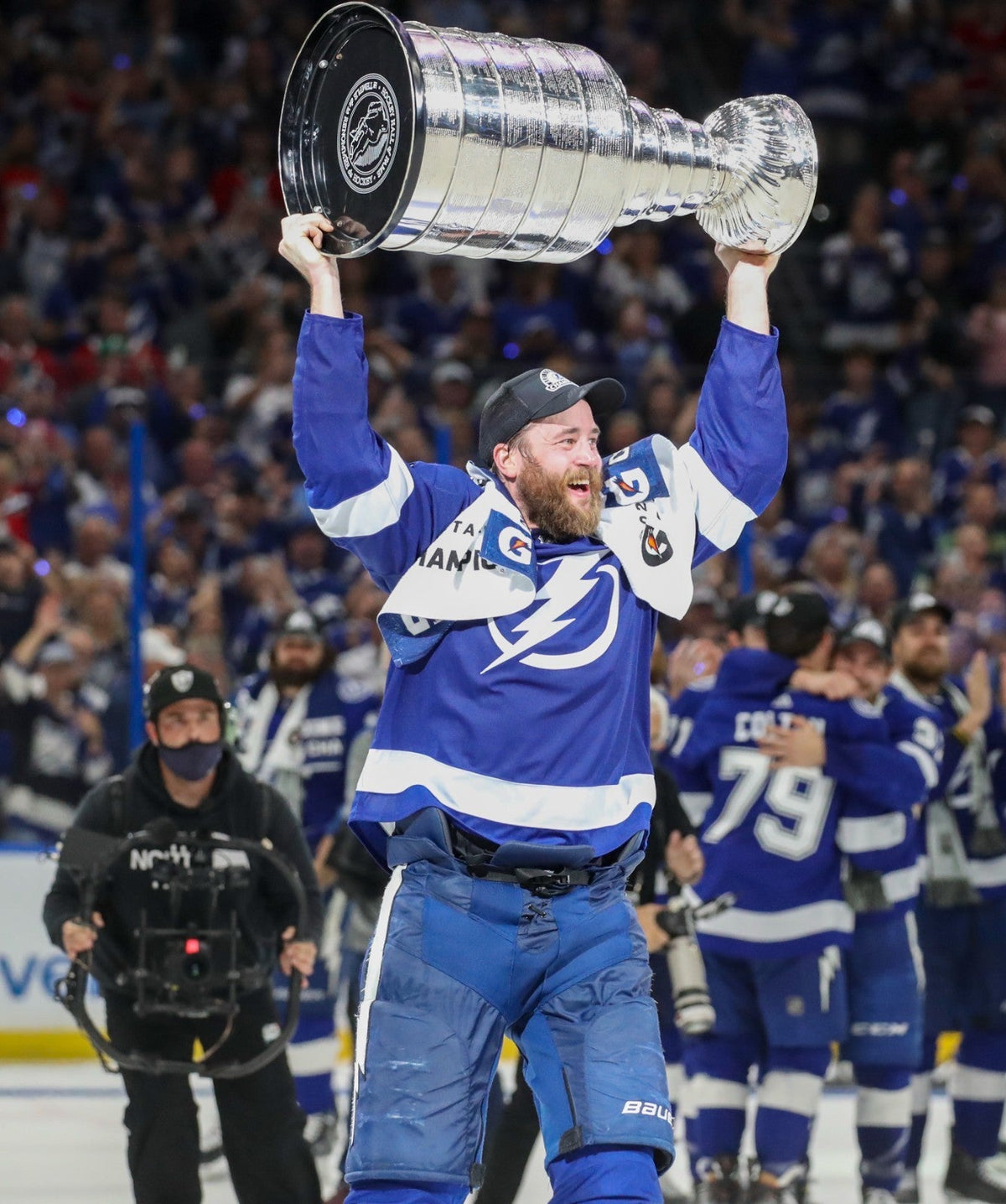 Victor Hedman Signed 14" Mini Stanley Cup (JSA COA) Tampa Bay Lightning 2xChamps