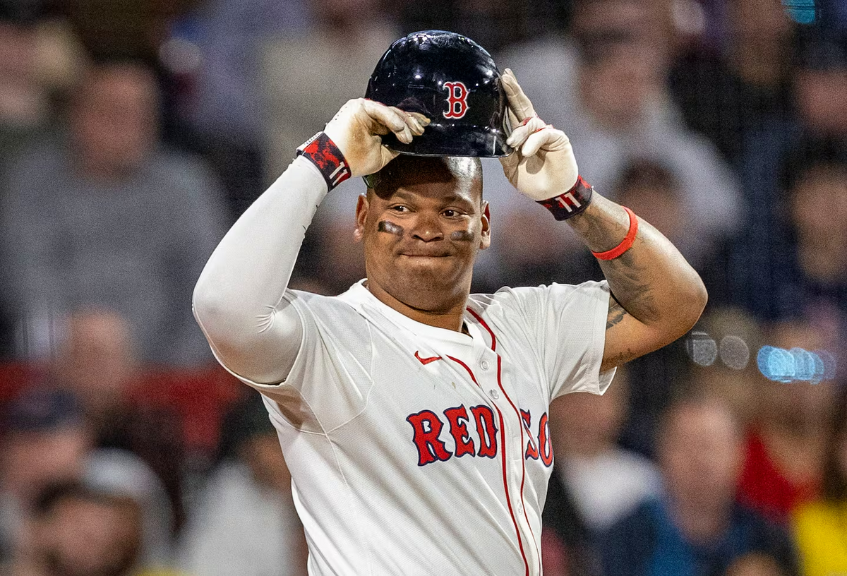 Rafeal Dever Signed Boston Red Sox Jersey (JSA) 2018 World Series Champion