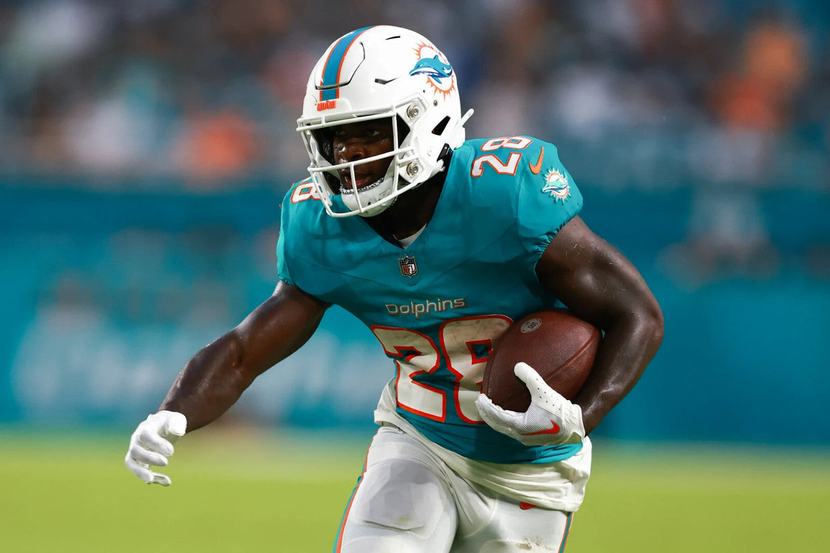 De'von Achane Signed Miami Dolphins Alternate Jersey (Beckett) 2023 Draft Pck RB