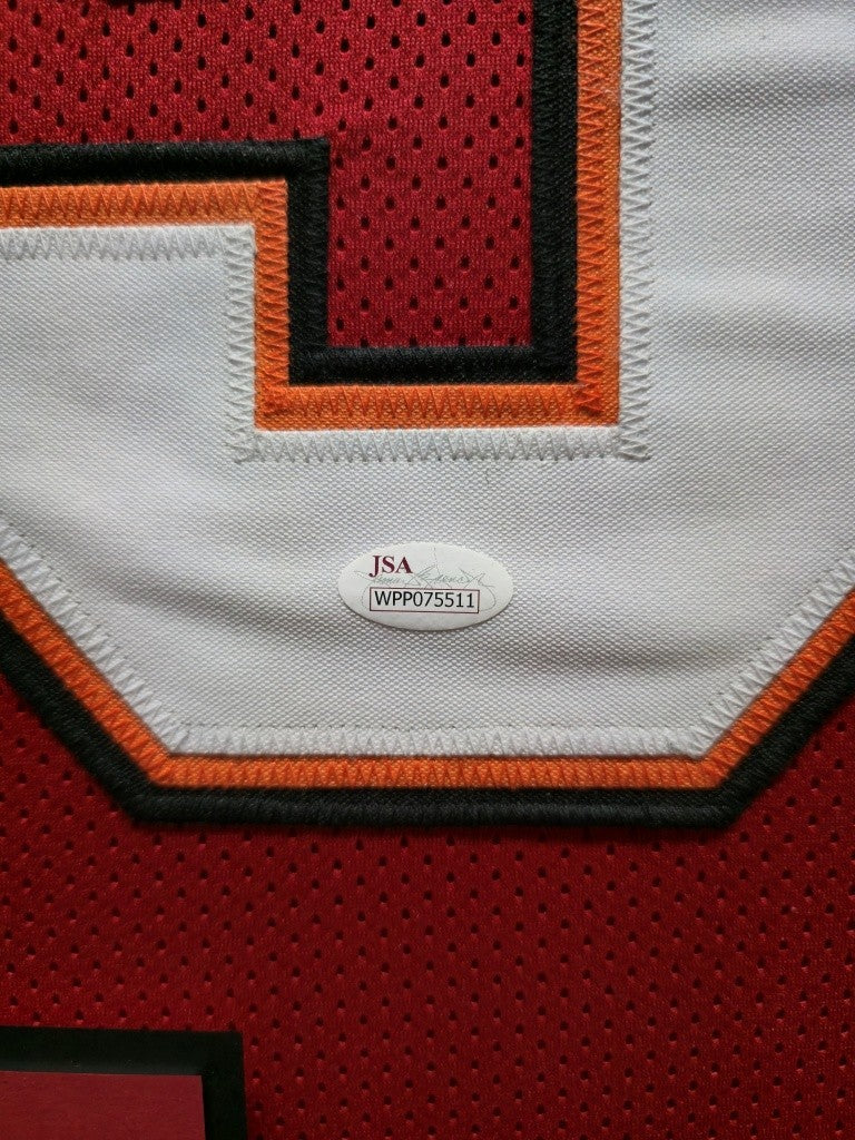 FRAMED TAMPA BAY BUCCANEERS WARREN SAPP AUTOGRAPHED SIGNED JERSEY BECKETT HOLO