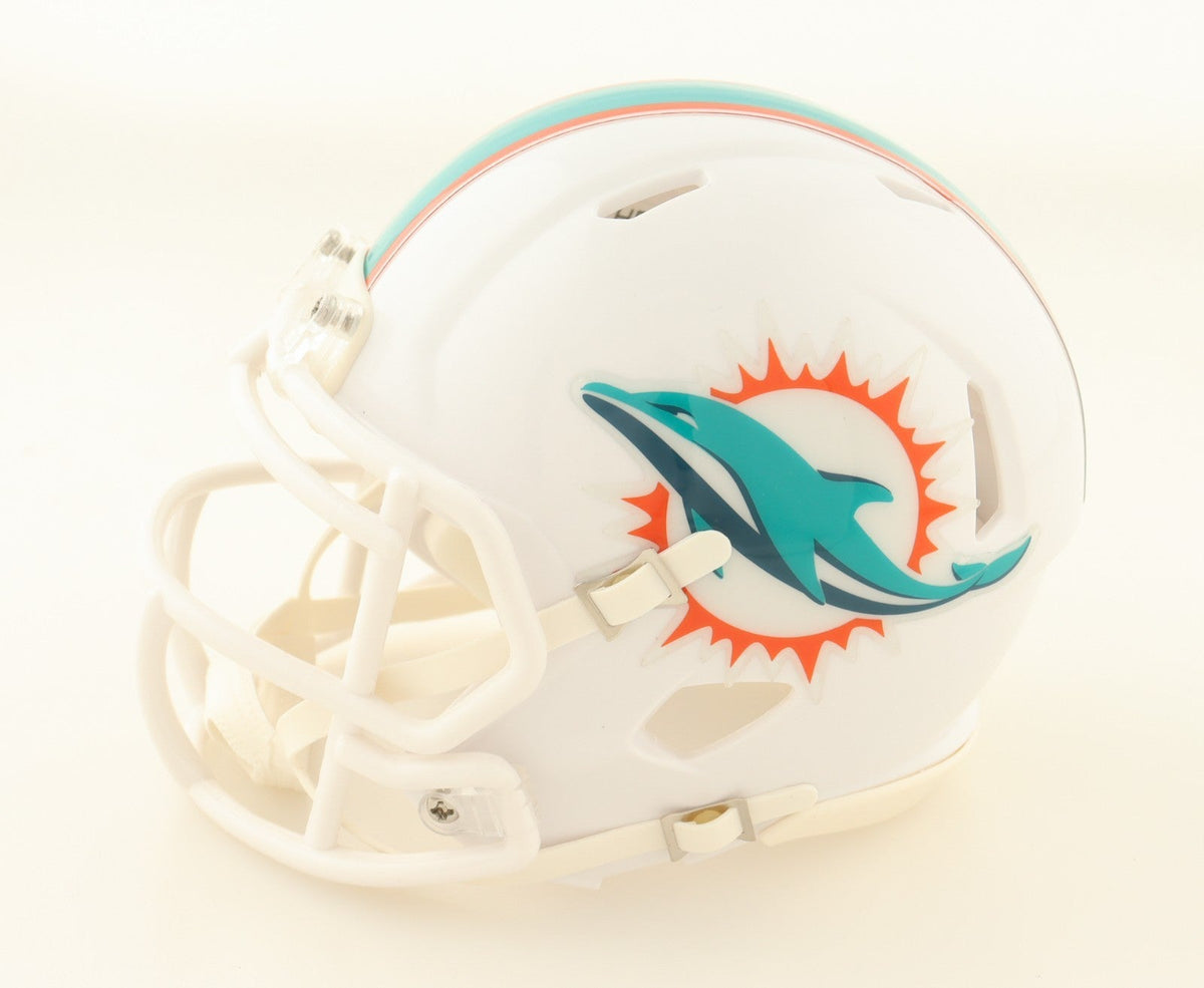 Tyreek Hill Signed Miami Dolphins Speed Mini Helmet (Beckett) 8xPro Bowl W.R.