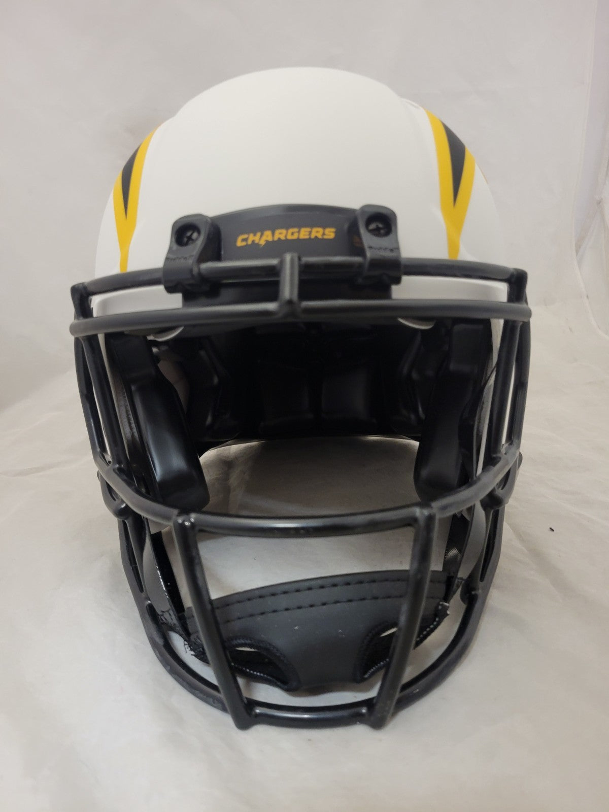 TRE HARRIS SIGNED LOS ANGELES CHARGERSLUNAR ECLIPSE AUTHENTIC HELMET BECKETT