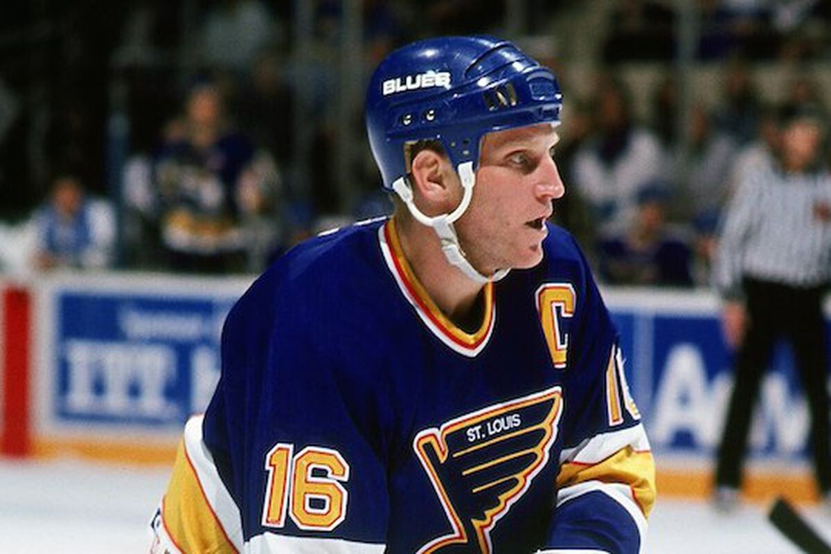 Brett Hull Signed St. Louis Blues Captains Jersey Inscribed "HOF 2009" (Beckett)