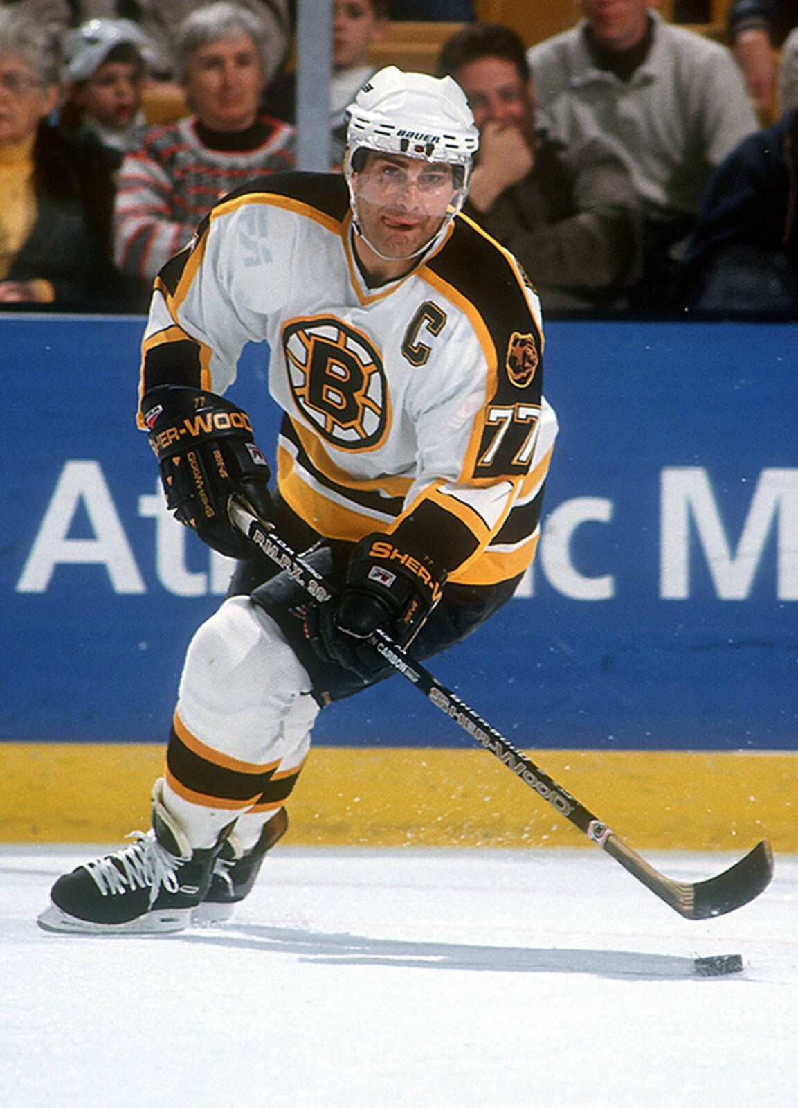 Ray Bourque Signed Boston Bruins Throwback Jersey (JSA COA) 19xAll Star/ Defense