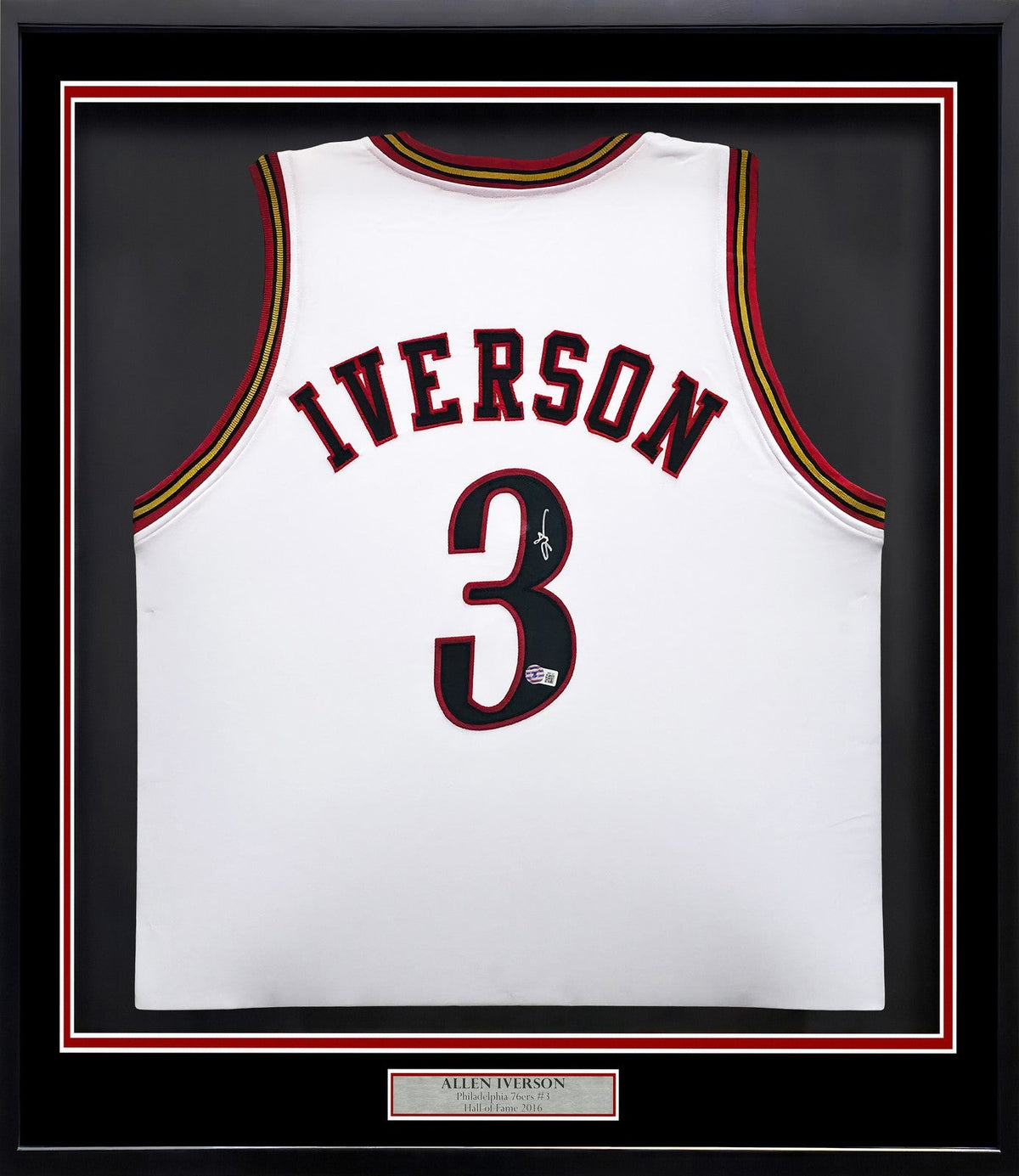 76ERS ALLEN IVERSON AUTOGRAPHED FRAMED WHITE JERSEY BECKETT WITNESS 239068
