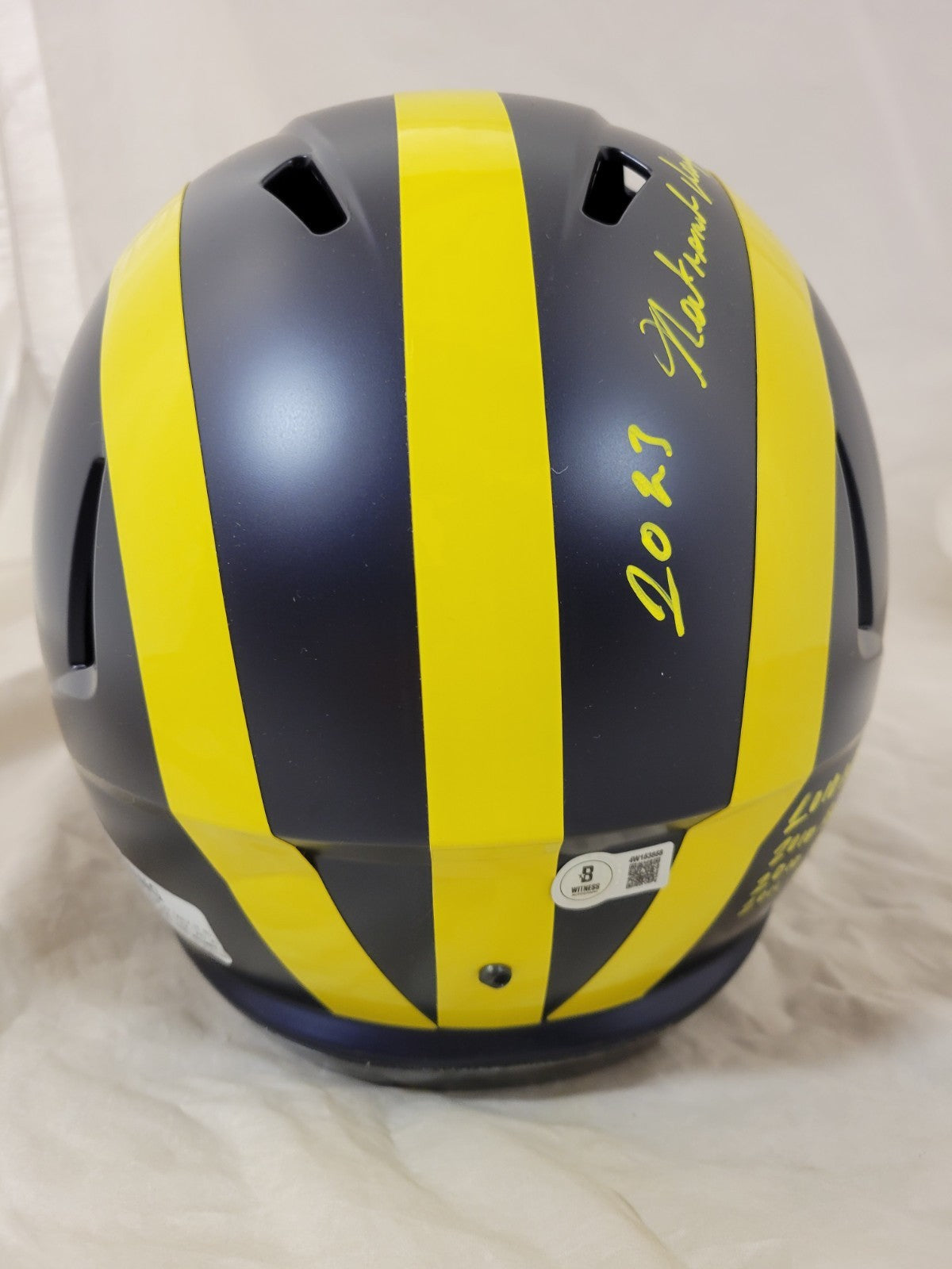 DENARD ROBINSON SIGNED MICHIGAN WOLVERINES F/S SPEED REPLICA HELMET BECKETT QR