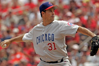 Greg Maddux Signed ML Baseball (JSA COA) 355 Wins / 3371 Strikeouts Cubs/ Braves