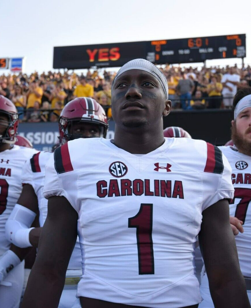 Deebo Samuel Signed South Carolina Gamecocks Jersey (JSA) Commanders Receiver