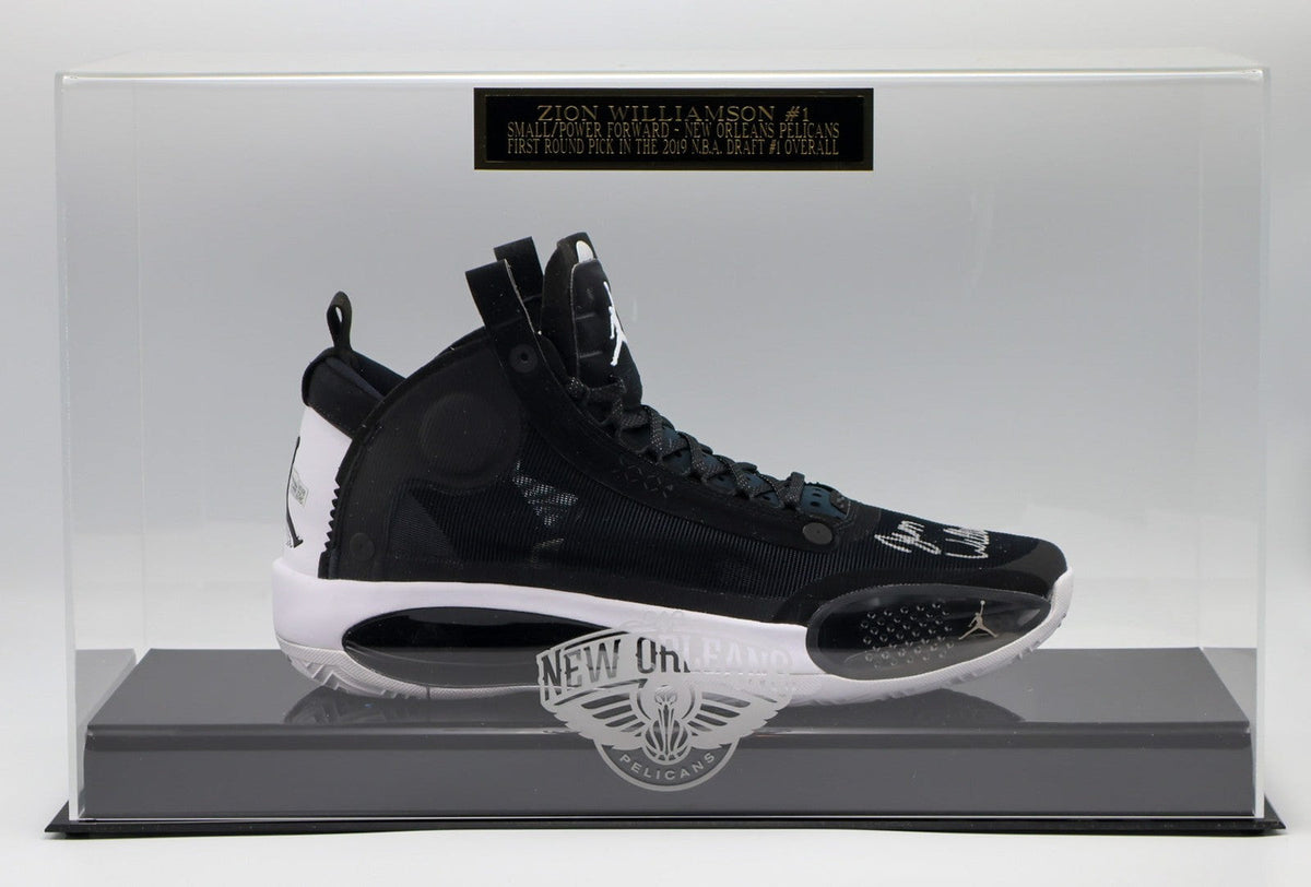 Zion Williamson New Orleans Pelicans Signed Nike Shoe (Fanatics COA)