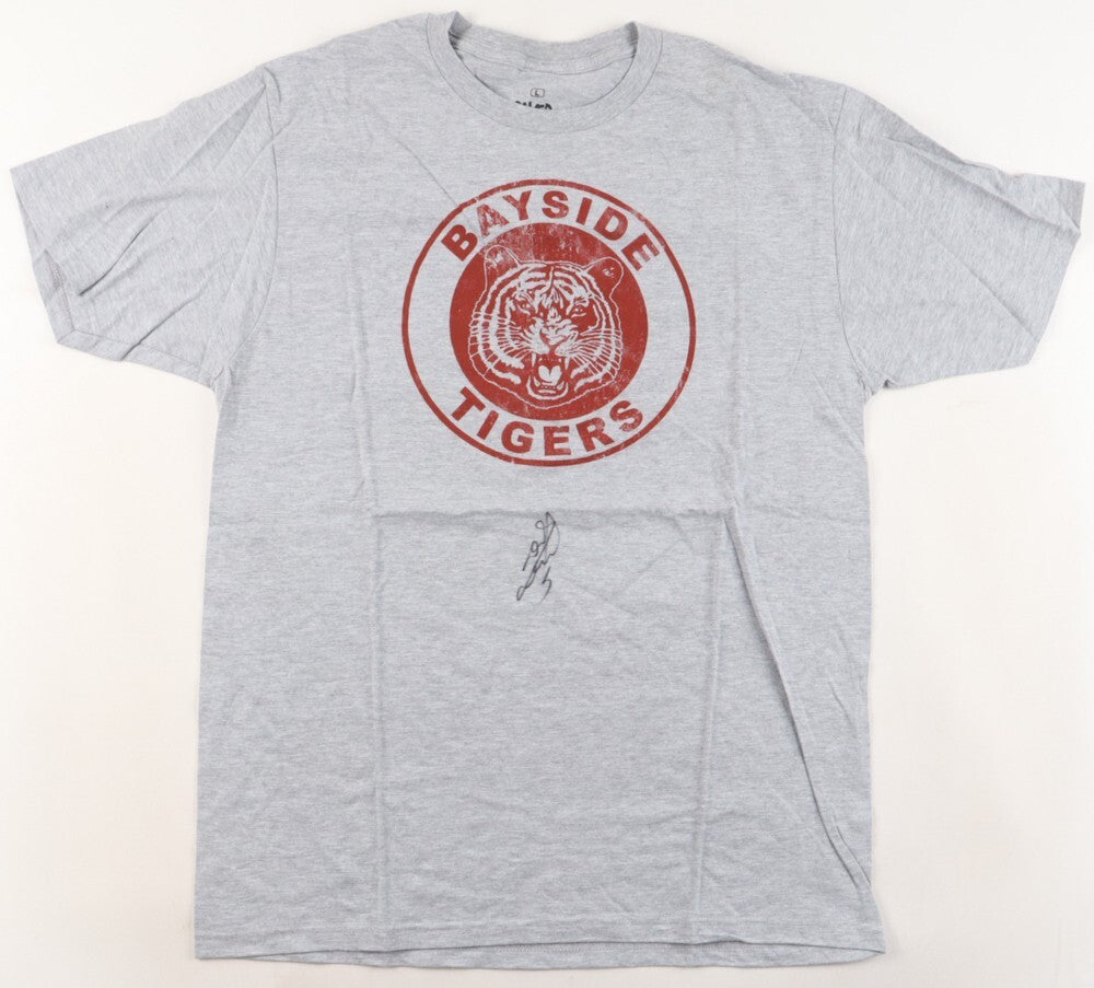 Dustin Diamond (Screech) Signed Saved by the Bell Bayside High T-Shirt / JSA QR