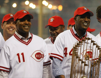 1990 World Series Champions Reds Team-Signed Bat by 8 Larkin, Davis, Rijo, Sabo+