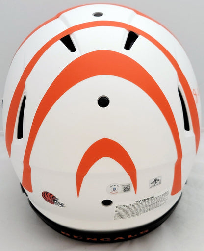 JaMarr Chase Auto Bengals Lunar Eclipse White Full Size Auth Spd Helmet Beckett