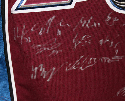 Colorado Avalanche Stanley Cup Team Signed Reebok 50 Jersey 20 Sigs BAS 37475