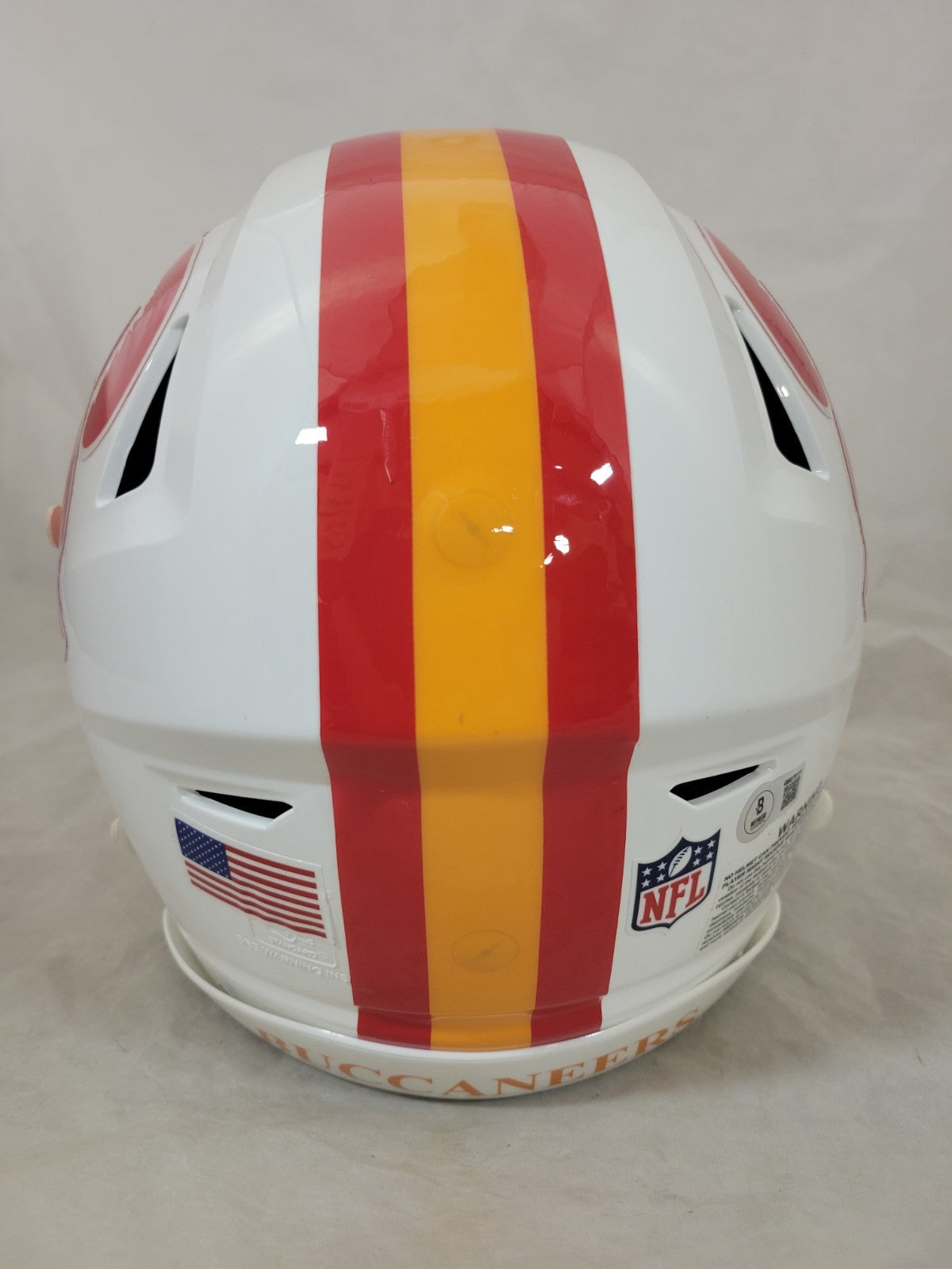 BUCKY IRVING SIGNED TAMPA BAY BUCCANEERS F/S THROWBACK SPEEDFLEX HELMET BAS