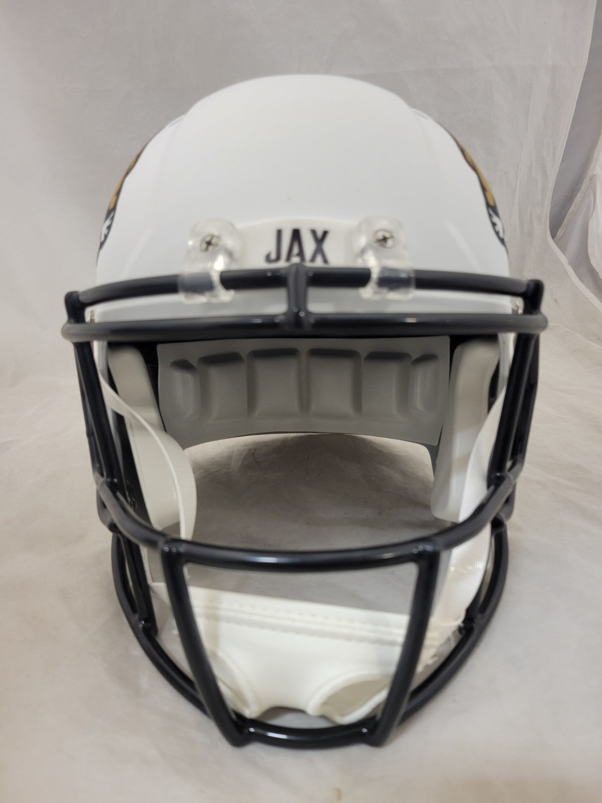 TRAVIS HUNTER SIGNED JACKSONVILLE JAGUARS ALT SPEED REPLICA HELMET BECKETT QR