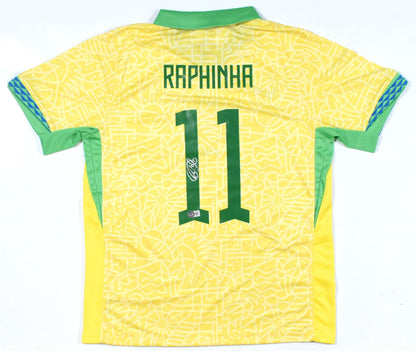 Raphinha Autographed Brazil Home Soccer Jersey #11 - Beckett Hologram *L