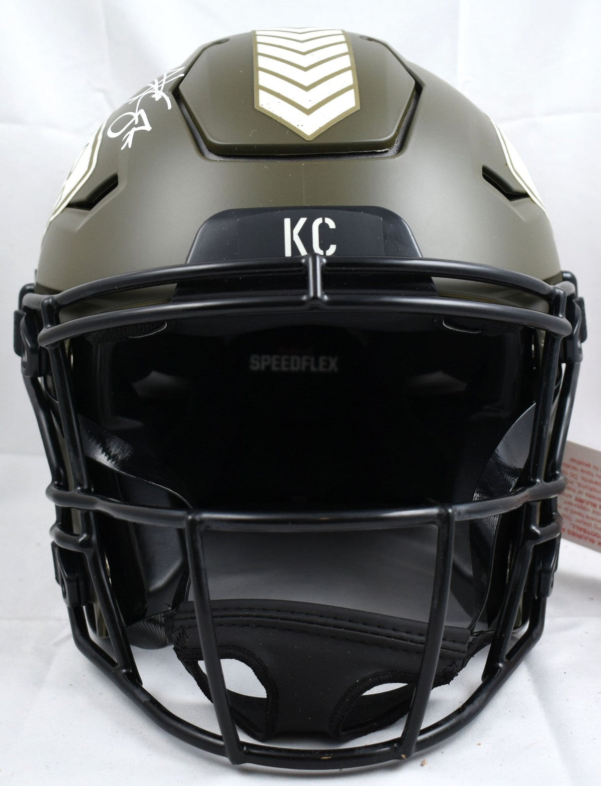Travis Kelce Signed Chiefs F/S Salute SpeedFlex Helmet- Beckett W Holo *Smeared