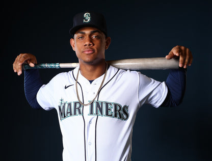 Julio Rodriguez Signed Seattle Mariners Jersey (Beckett) 2022 R.O.Y. Outfielder