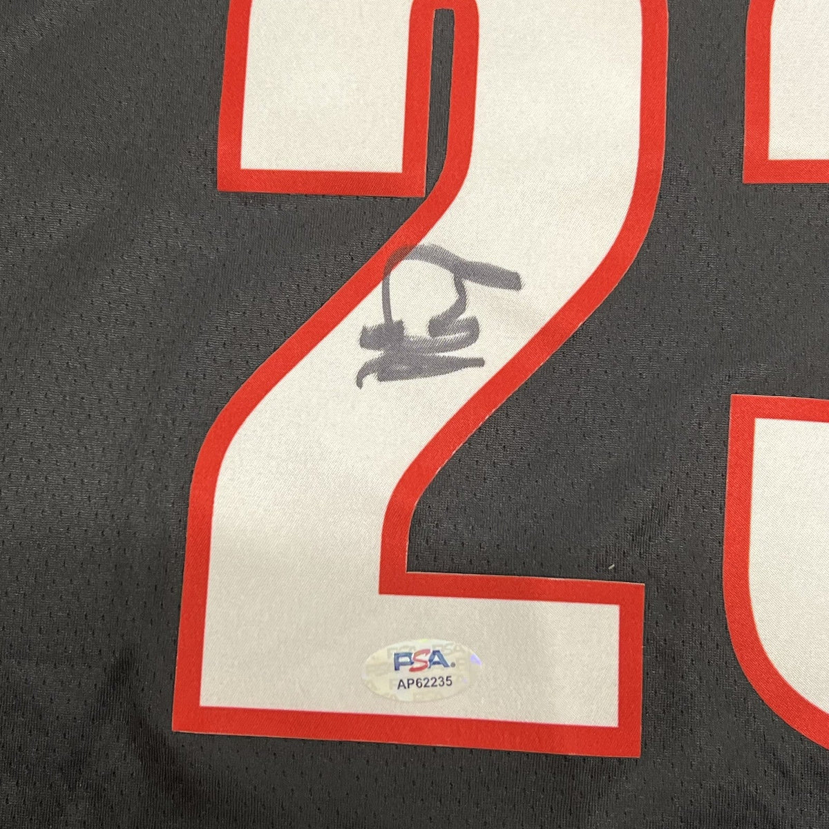 Donovan Clingan Signed Jersey PSA Autographed
