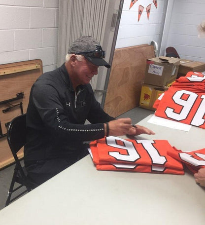 Bobby Clarke Signed Philadelphia Flyers Jersey (JSA) 2xStanly Cup Winner 74 & 75