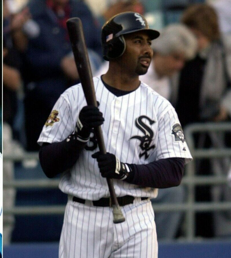 Harold Baines Signed Chicago White Sox 1983 Throwback Jersey Insc."HOF 19" (JSA)