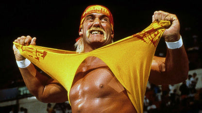 Hulk Hogan Signed Framed Hulkamania T-Shirt (PSA) 12xChamp Wrestler WWF & WCW