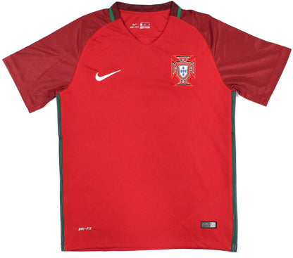 Cristiano Ronaldo Autographed Portugal Home Soccer Jersey #7 - Beckett Holo *M