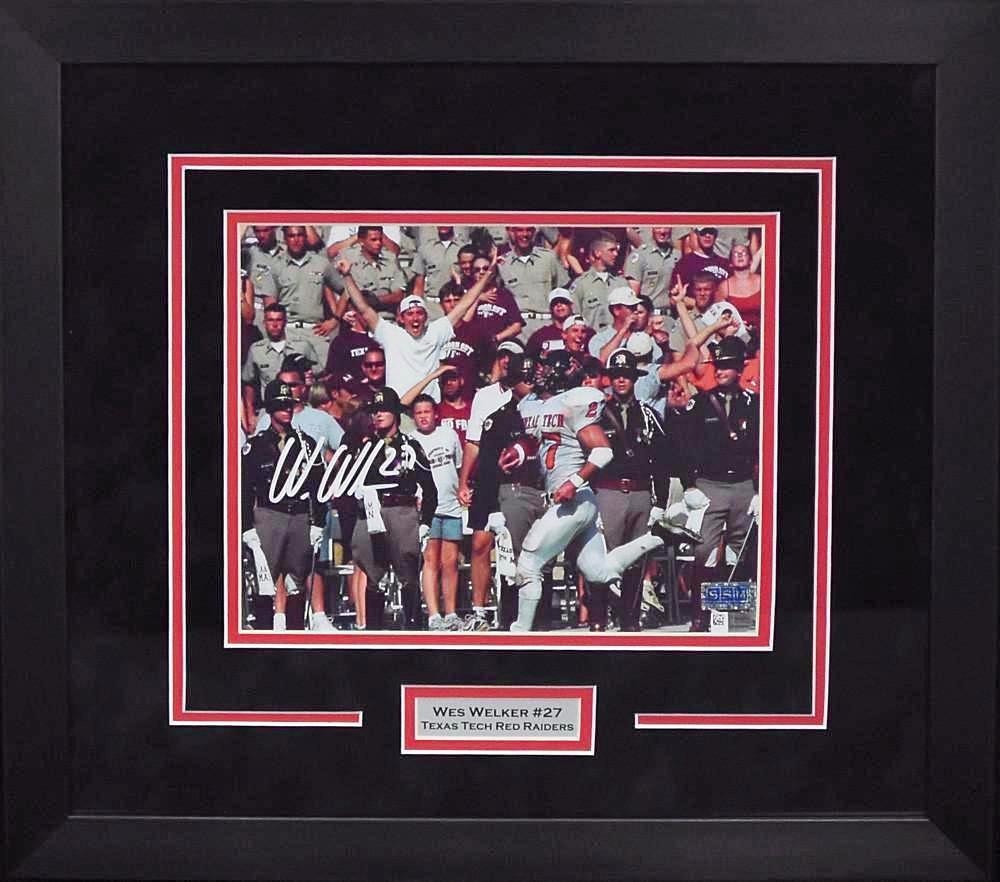 WES WELKER AUTOGRAPHED TEXAS TECH RED RAIDERS VS A&M 8x10 FRAMED PHOTO FANATICS